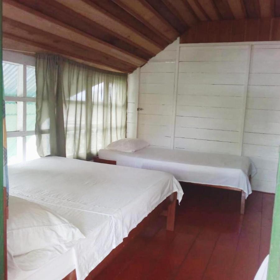 Hotel Lomas Del Paiyue Puerto Nariño Buitenkant foto