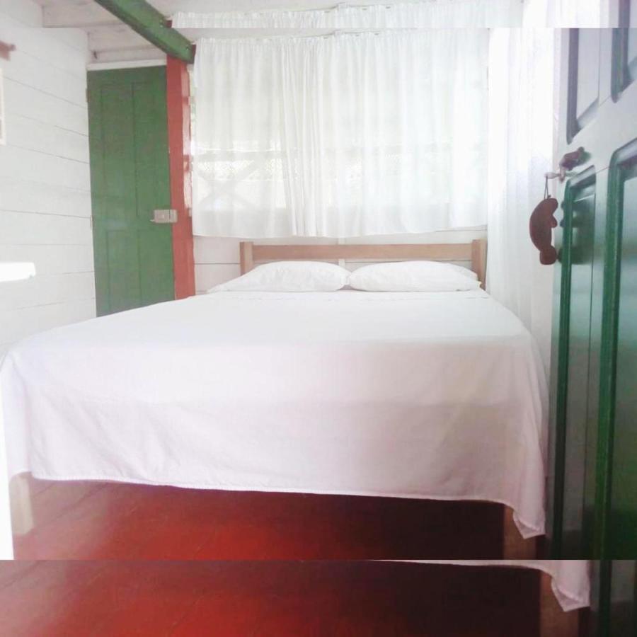 Hotel Lomas Del Paiyue Puerto Nariño Buitenkant foto