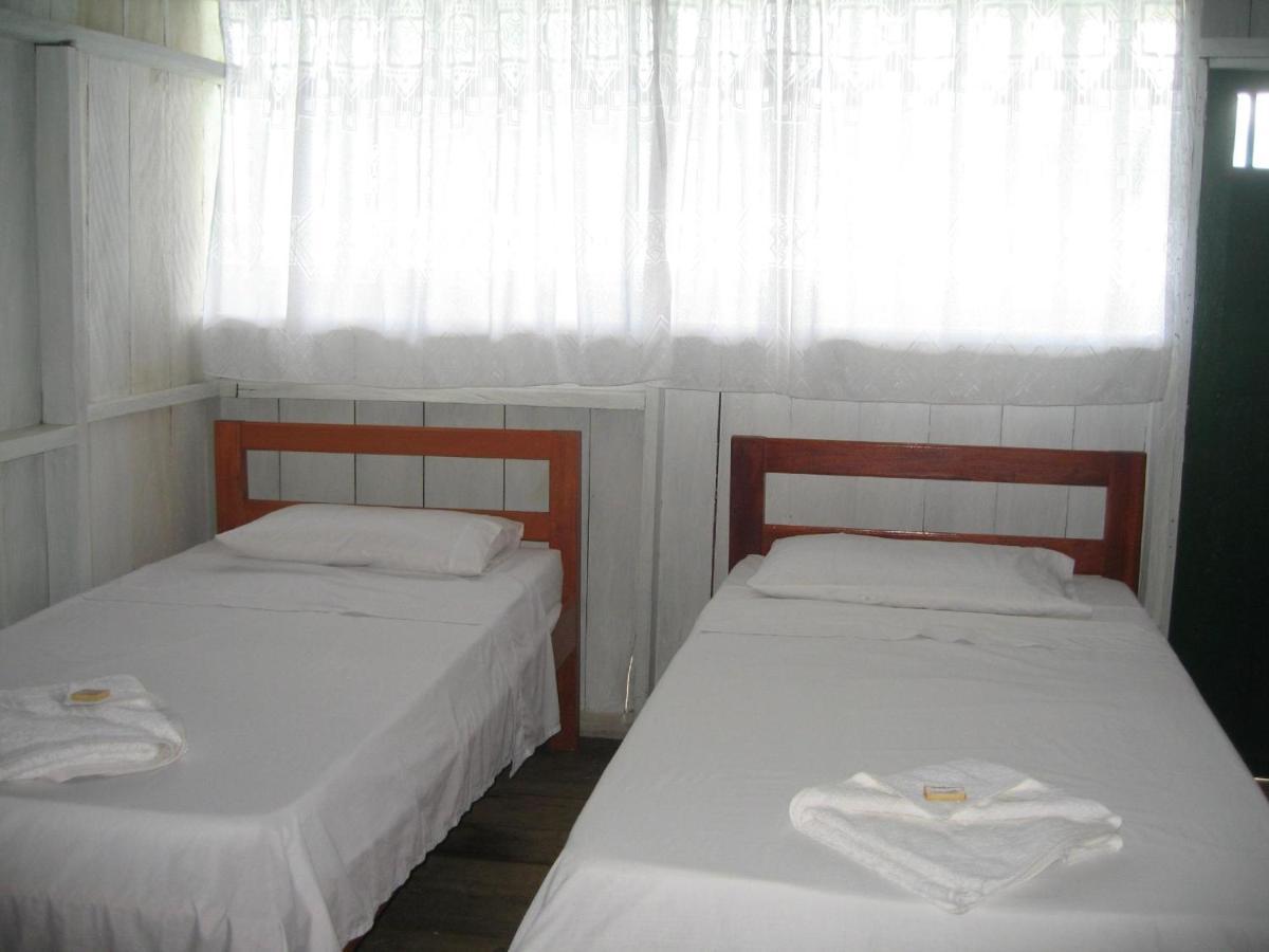 Hotel Lomas Del Paiyue Puerto Nariño Buitenkant foto