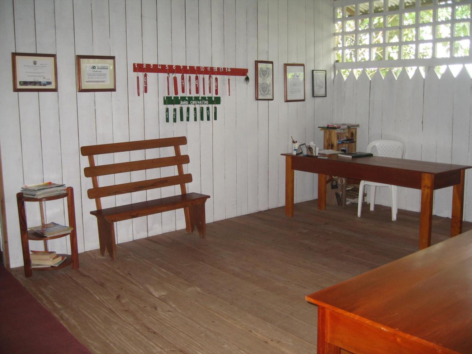 Hotel Lomas Del Paiyue Puerto Nariño Buitenkant foto
