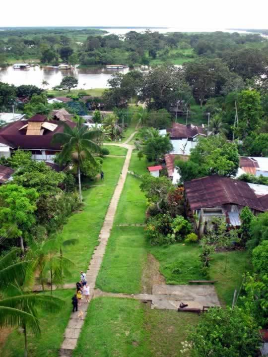 Hotel Lomas Del Paiyue Puerto Nariño Buitenkant foto
